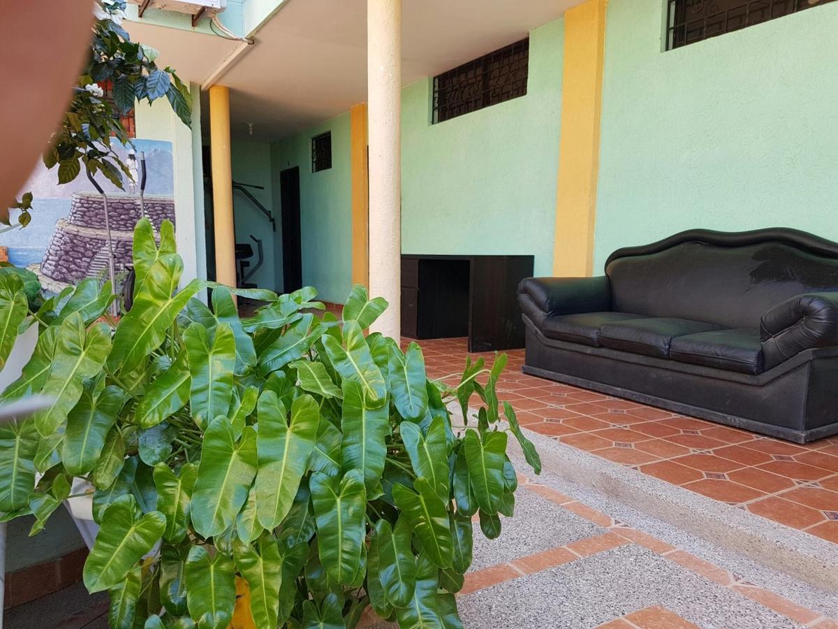 Hostal Dumbira Taganga Buitenkant foto